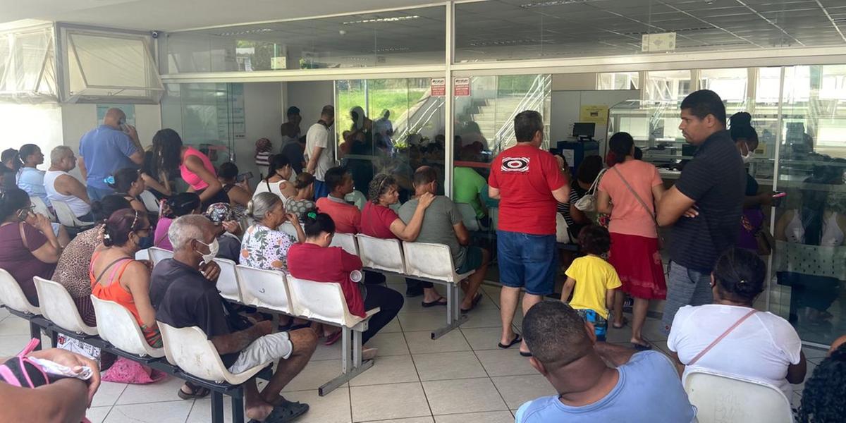 Pacientes reclamam da demora no atendimento na UPA Norte (Fernando Michel / Hoje em Dia)