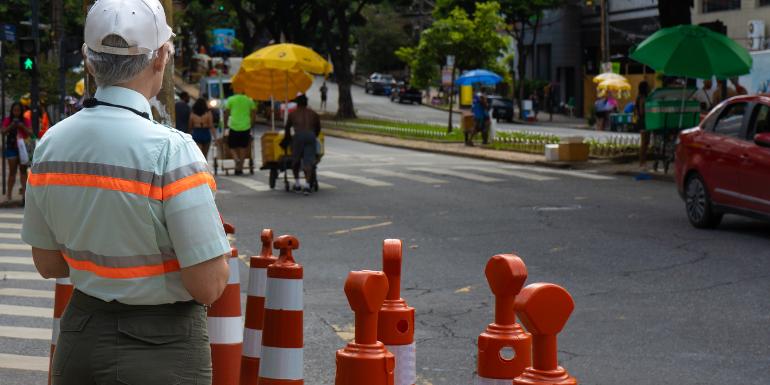 Agentes da BHTrans vão estar nos trechos interditados para orientar motoristas da capital (PBH/Divulgação)