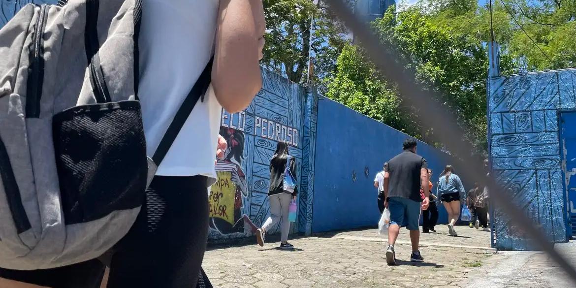 Moradores do RS podem se inscrever de graça no Enem 2024 até hoje (Juca Varella/Agência Brasil)