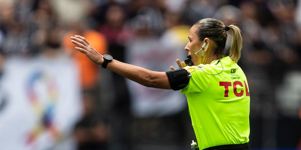 Árbitros terão que explicar decisões do VAR (Staff Images / CBF)