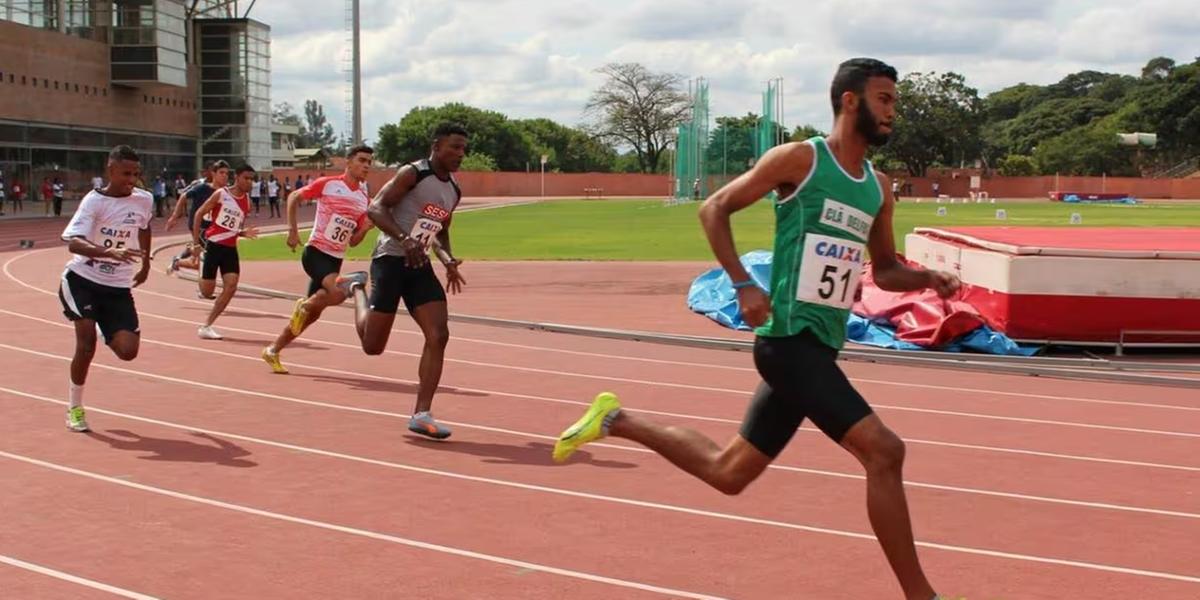 Parceria entre Cruzeiro e UFMG tem como objetivo formar e revelar novos talentos do atletismo (Divulgação/ Cruzeiro)