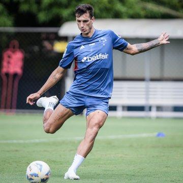 Dinenno começou o primeiro jogo da semifinal contra o Tombense no banco de reservas (Gustavo Aleixo/ Cruzeiro)