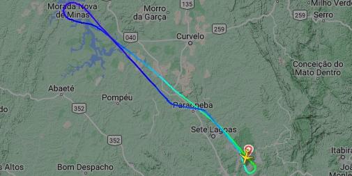 Vôo da Azul, de BH a Brasília, sofre pane e retorna a Confins para pouso de emergência (Reprodução / Flight Radar 24)