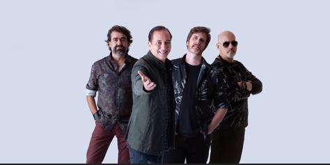 Bruno Gouveia (vocal), Álvaro Birita (bateria), Carlos Coelho (guitarra) e Miguel Flores da Cunha (teclados) (Vinícius Mochuizuki)