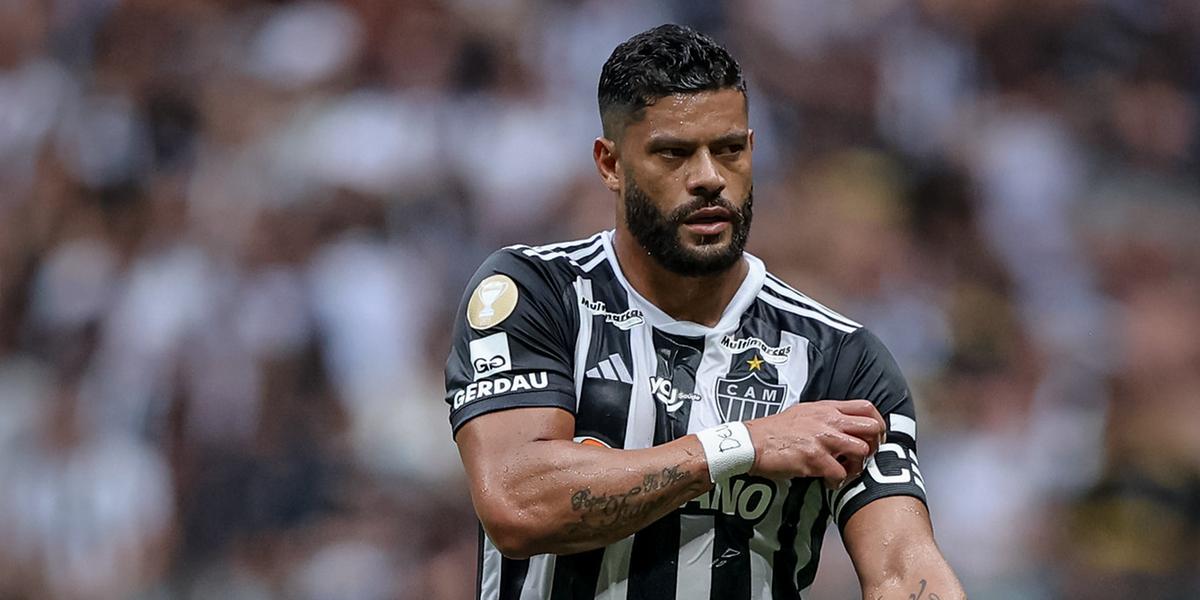 Hulk reclamou muito do árbitro após o empate em 2 a 2 contra o Cruzeiro, no último sábado (30) (Pedro Souza/ Atlético)