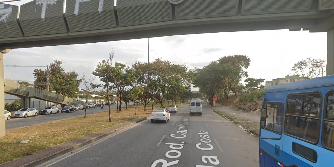 Crime ocorreu debaixo de uma passarela, em frente à UPA Norte, na avenida Risoleta Neves (Google Street View/Reprodução)