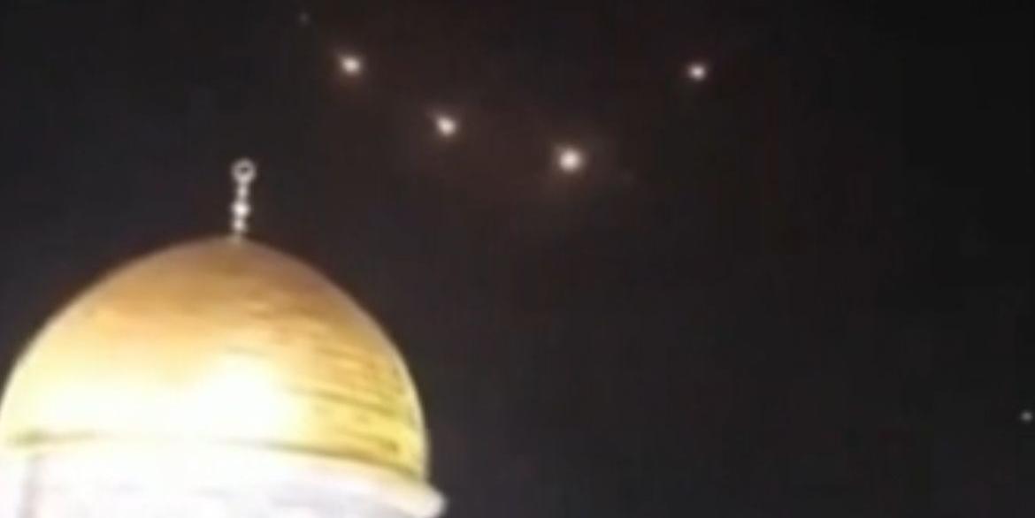 Imagens mostram momento do ataque a Jerusalém (Reprodução TV Globo)
