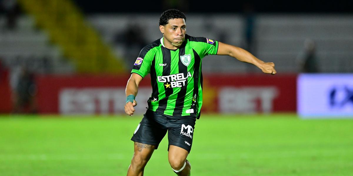 Jacaré soma um gol e duas assistências em 11 jogos pelo América (Mourão Panda/ América)