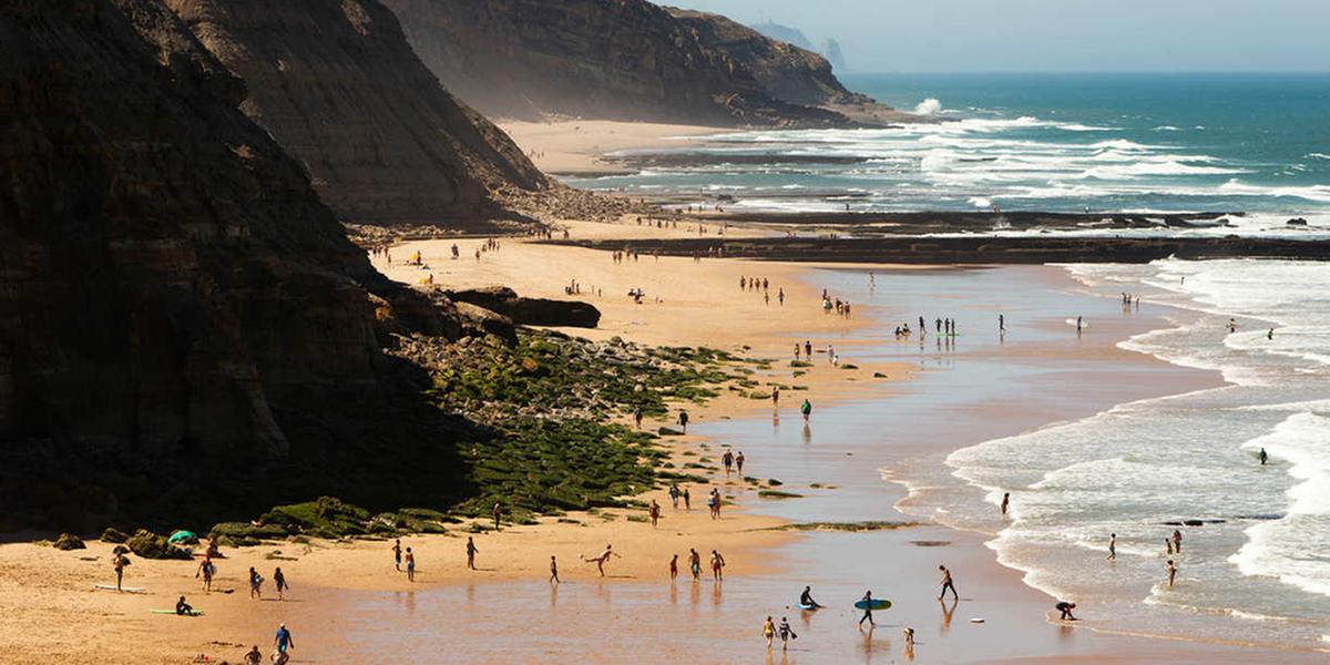 Região apresenta uma oferta invejável de praias que se destacam pela beleza ímpar, qualidade e facilidade de acesso (Divulgação / Turismo de Lisboa)