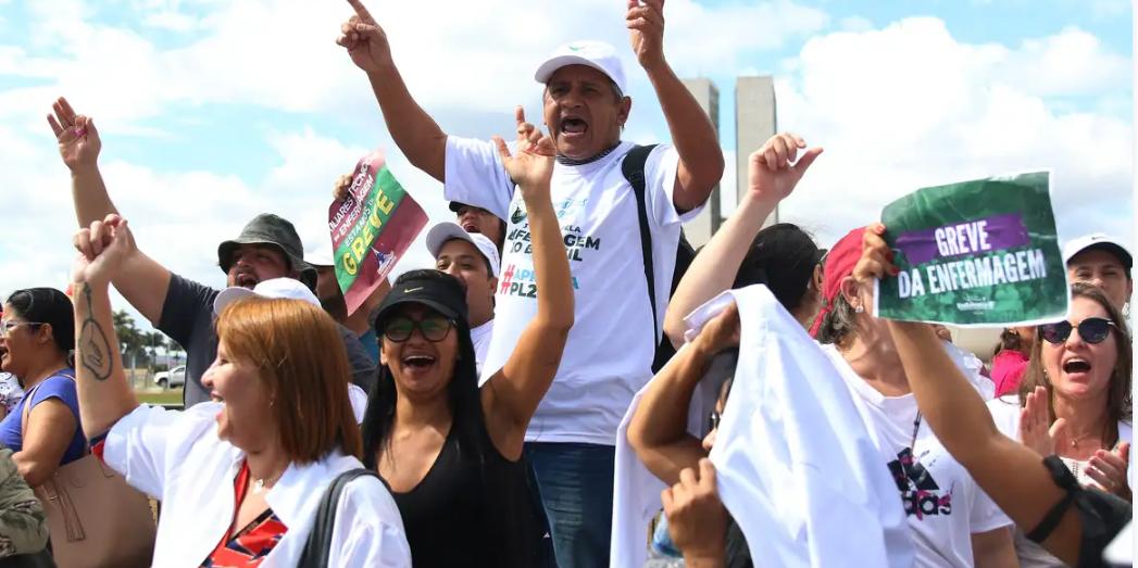 Maioria das greves acontece na esfera pública do trabalho (José Cruz / Agência Brasil)