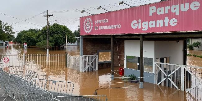 CT Internacional é atingido pelas águas do Rio Guaíba (Reprodução / Redes Sociais)