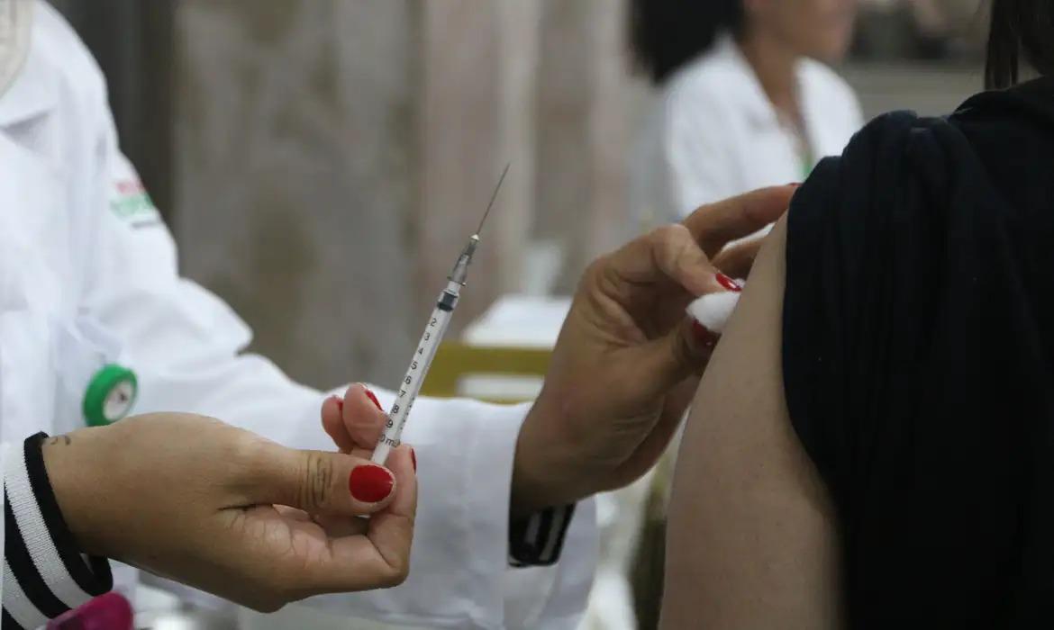 Bosnien und Herzegowina wird am Montag gegen Grippe, Dengue-Fieber und Polio geimpft.  Sehen Sie sich Zeiten, Orte und Zielgruppe an
