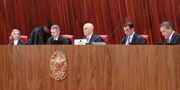 Plenário começou a analisar recursos contra decisão do TRE do Paraná (Alejandro Zambrana/Secom/TSE)