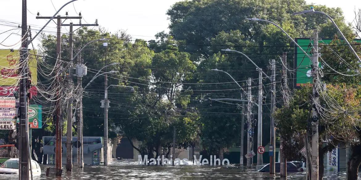 As cidades de São Lourenço do Sul, Pelotas, Arambaré, Rio Grande e São José do Norte estão em estado de alerta (Rafa Neddermeyer/Agência Brasil)