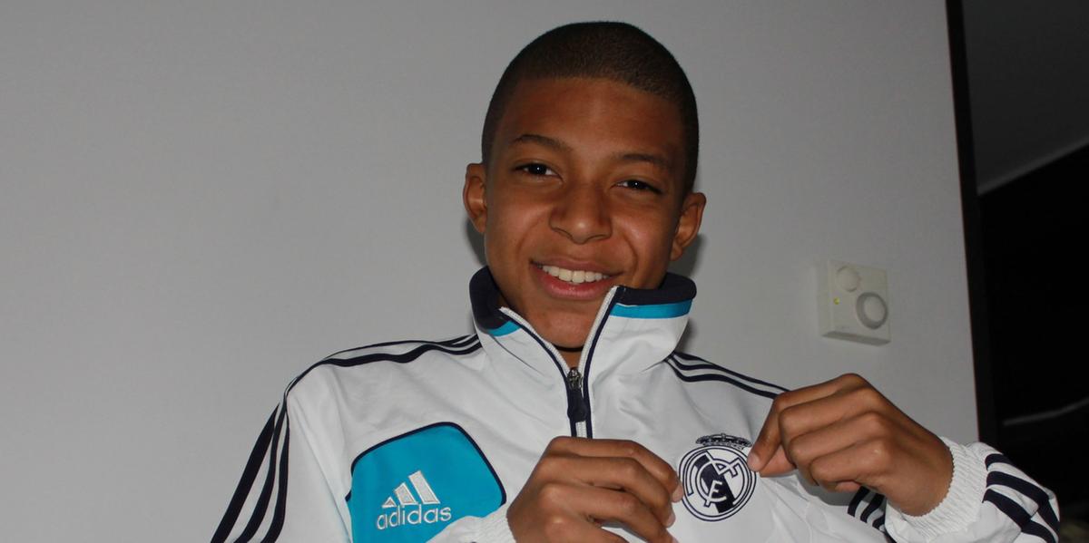  (X do Kylian Mbappé)