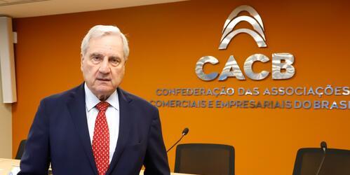 Em sessão solene no Congresso Nacional nesta quarta-feira (5), lideranças empresariais e parlamentares ligados ao empreendedorismo celebram cinco anos da LLE (CACB/Divulgação)