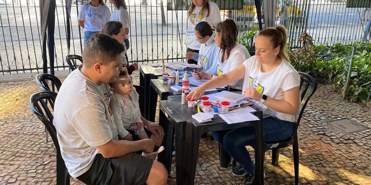 Ponto instalado no Parque Municipal teve muito movimento no sábado (8) (Fernando Michel / Hoje em Dia)