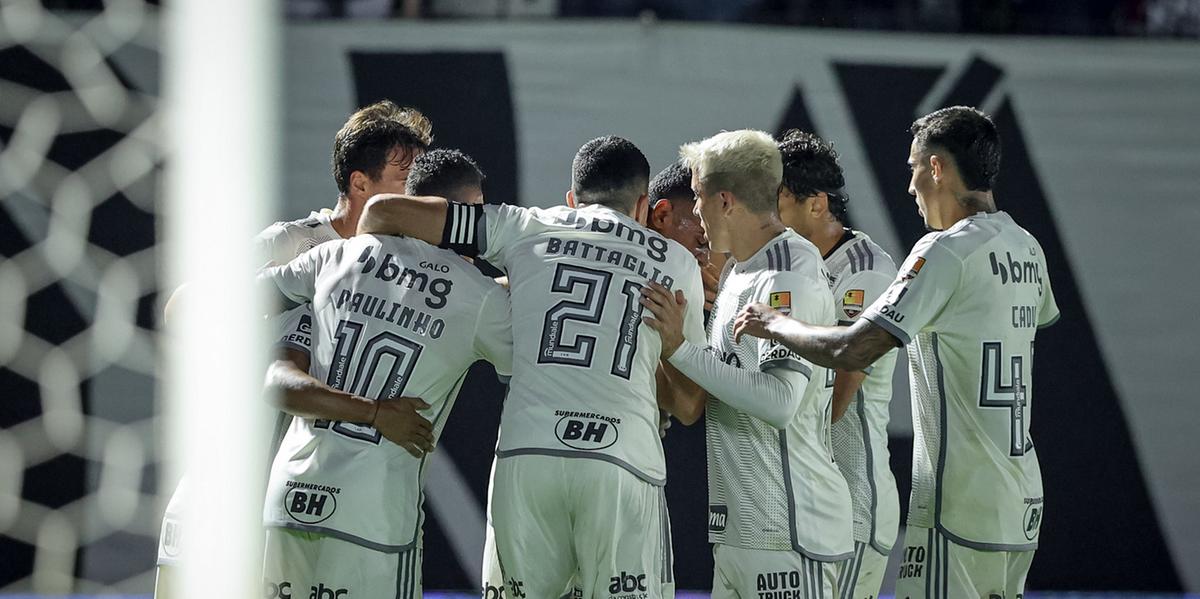  (Pedro Souza)