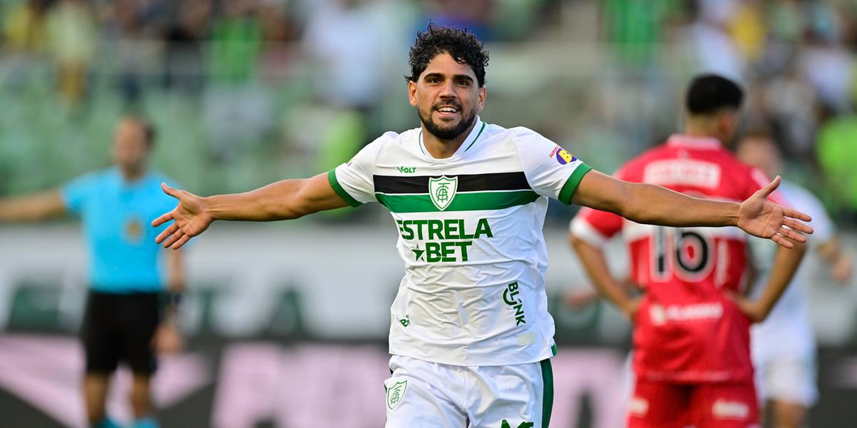 Lateral Daniel Borges projetou o duelo contra o Coritiba nesta quarta-feira (19) (Mourão Panda/ América)