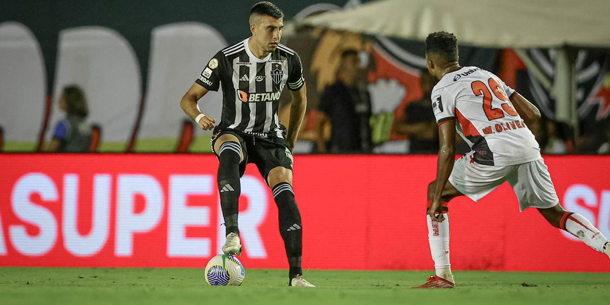  (Pedro Souza)