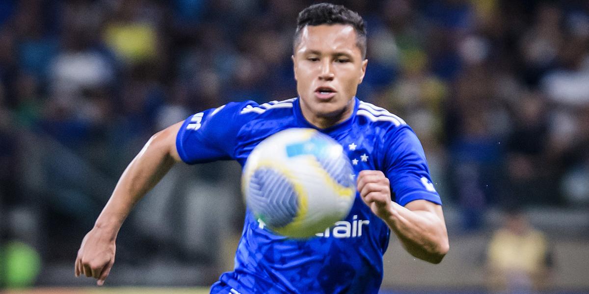 Marlon leva pena mínima por expulsão contra o SP (Gustavo Aleixo/Cruzeiro)