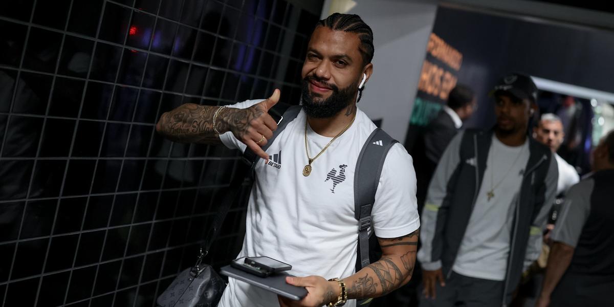 Otávio retorna ao time titular do Galo contra o Flamengo (Pedro Souza / Atlético)