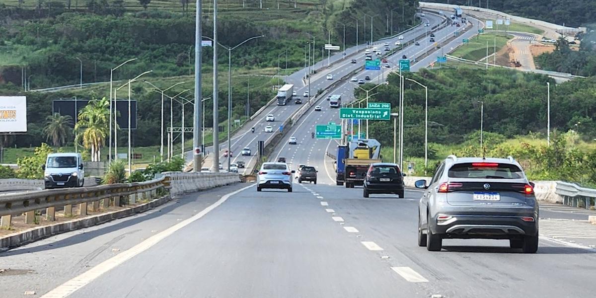 Entre os principais problemas apontados estão a realização inadequada das audiências públicas e tarifas consideradas excessivas para a população (Maurício Vieira/Hoje em Dia)