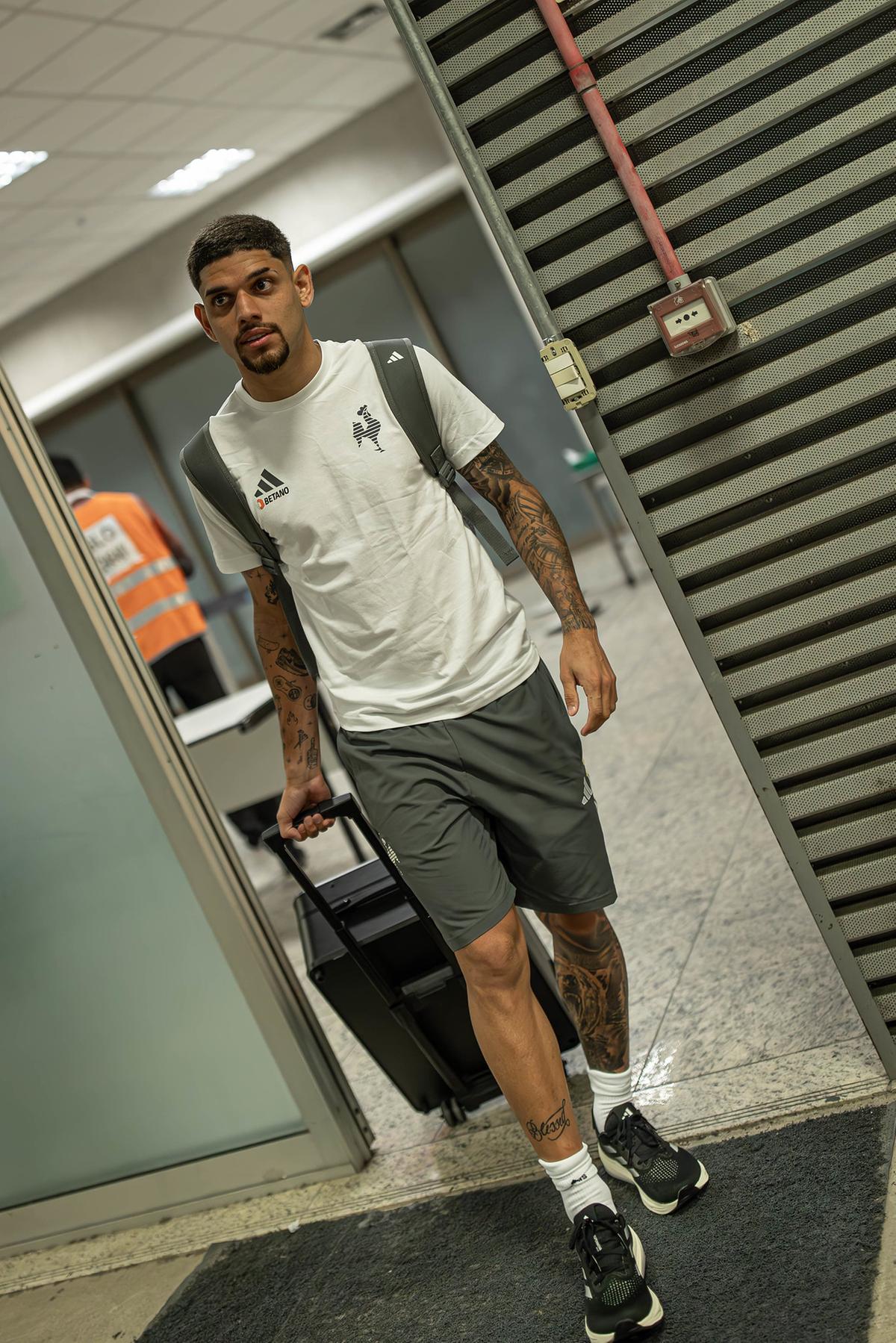 (Pedro Souza)