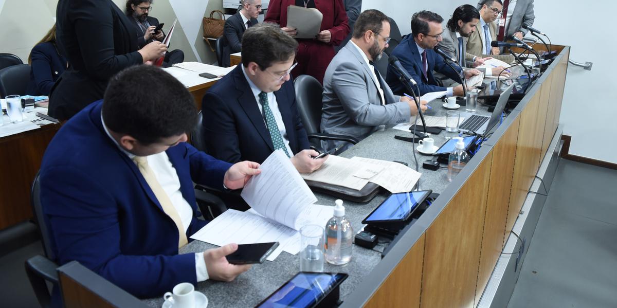 CCJ avaliza projeto para contagem em dobro do tempo de serviço de servidores na pandemia (Guilherme Bergamini)