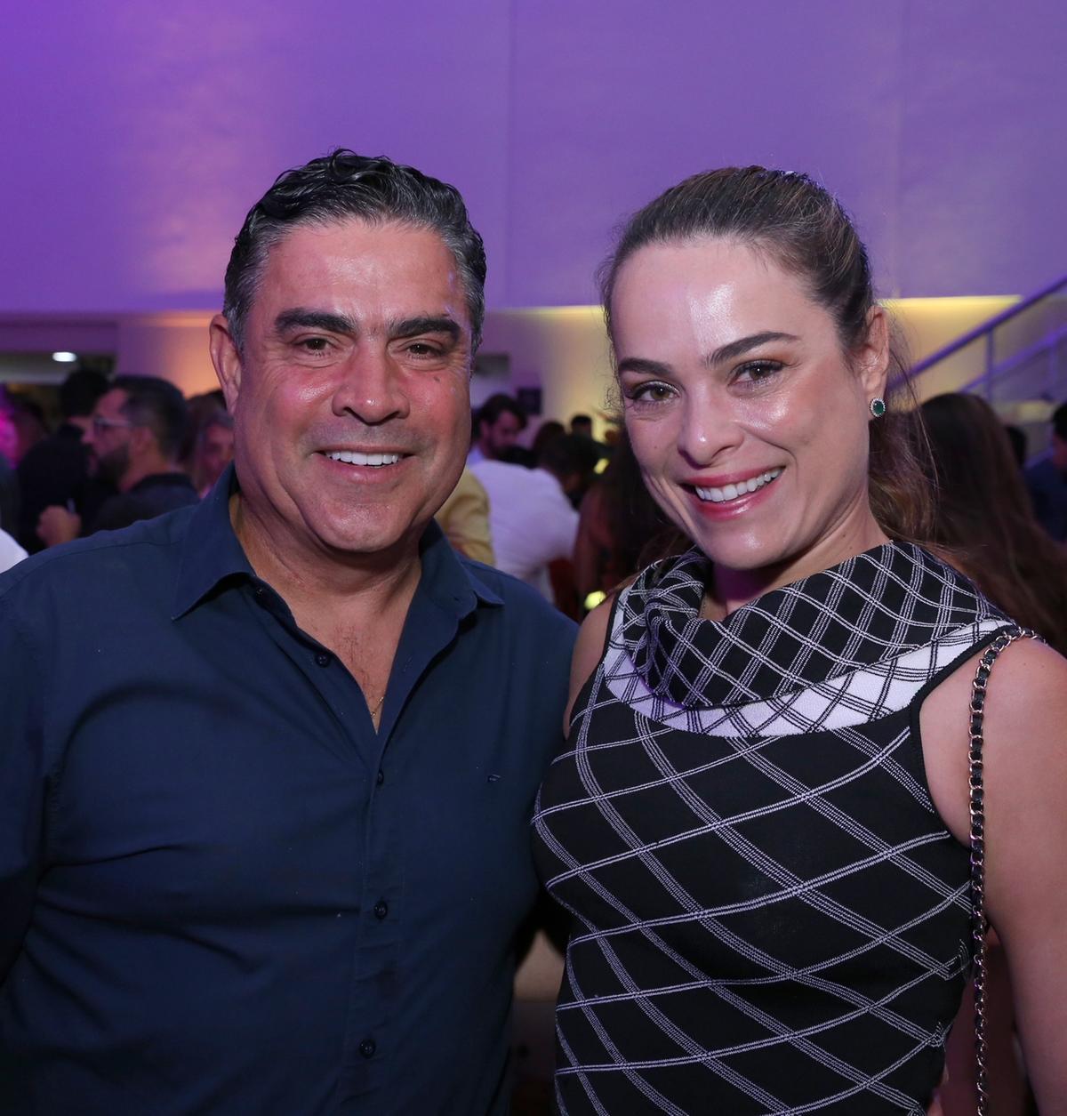 Sérgio e Janaína Sette Câmara ()