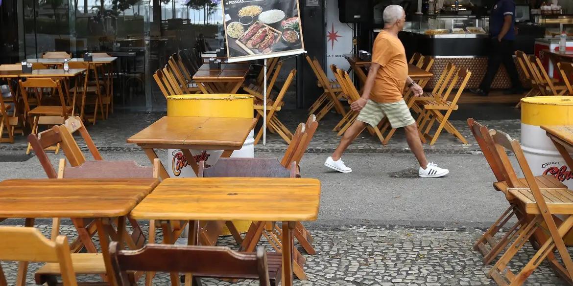 Projeto de Lei quer proibir cobrança de clientes (Tânia Rêgo/Agência Brasil)