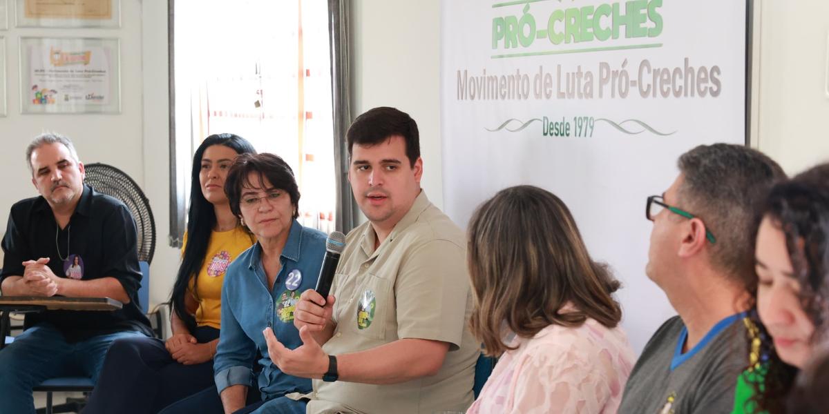 Bruno Engler visitou a sede do Movimento de Luta Pró-Creches, na Região Oeste de Belo Horizonte (Lucas Mendes/Campanha Bruno Engler)