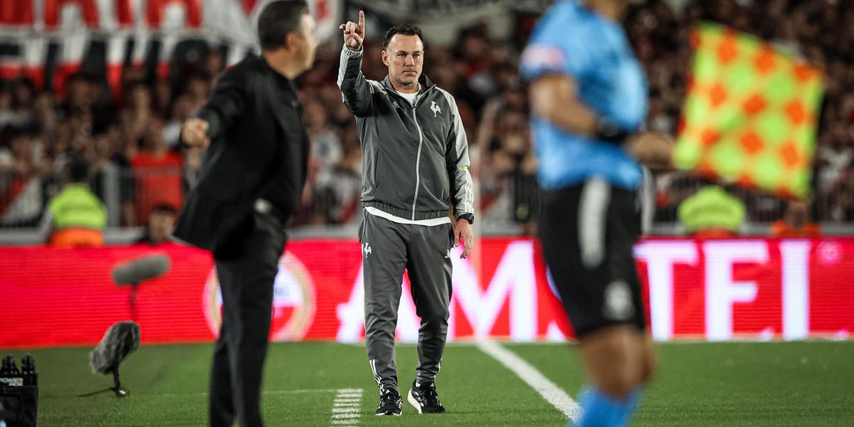 Milito exalta feito alvinegro após chegar à final da Libertadores (Pedro Souza / Atlético)