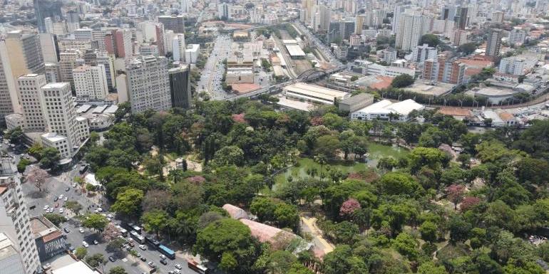 Parques, museus e feiras funcionam normalmente em BH neste domingo (12), feriado de Nossa Senhora Aparecida; serviços essenciais seguem em esquema especial (PBH/Divulgação)