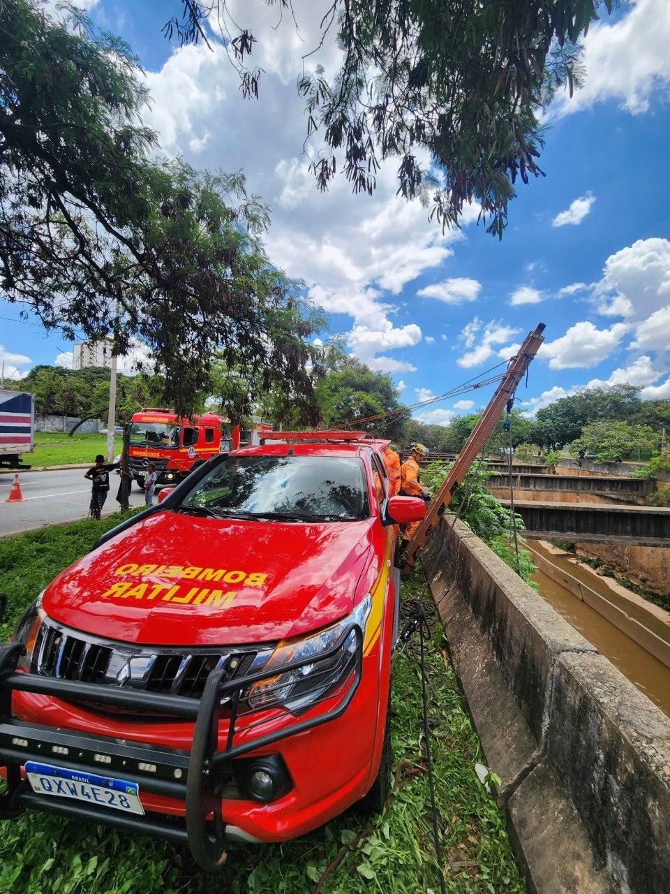 Bombeiros foram acionados pouco antes das 11h30 (Divulgação / CBMMG)