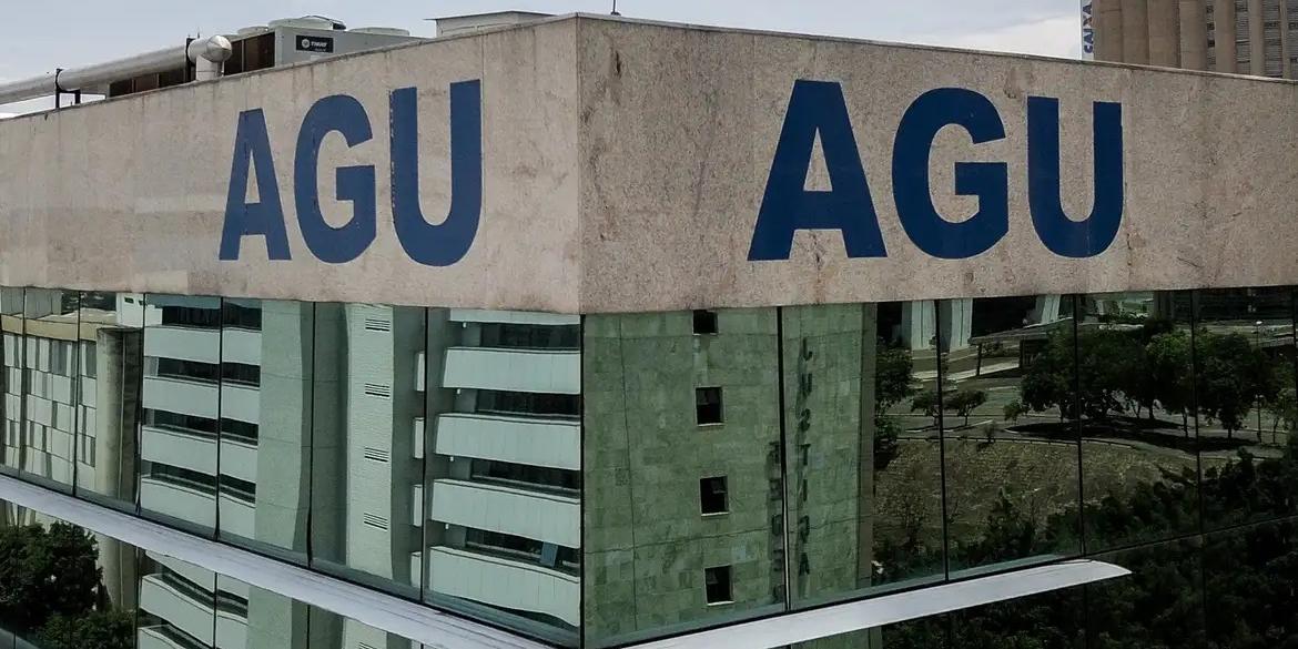 Dinheiro cobrirá a contratação de servidores municipais que vão substituir servidores federais afastados entre 2014 e 2021 (Rafa Neddermeyer/Agência Brasil)