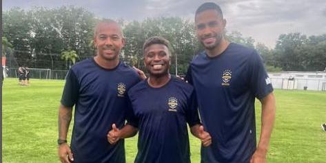 Mariano e Alan Kardec ao lado do ex-atacante Edílson no CBF Academy (Reprodução / Instagram Mariano)