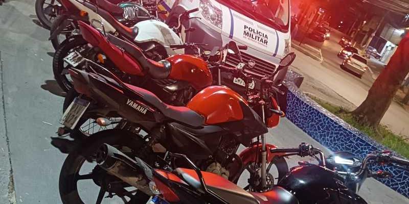 Polícia Militar retirou cerca de mil motocicletas de circulação em Minas durante operação contra 'rolezinhos' (Divulgação / PMMG)