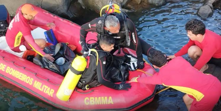 Robô é utilizado em inspeção de dutos submarinos, com câmeras de alta resolução e operado remotamente por um profissional especializado e vai apoiar nas buscas por vítimas da tragédia (Reprodução / Carlos Brandão / X)