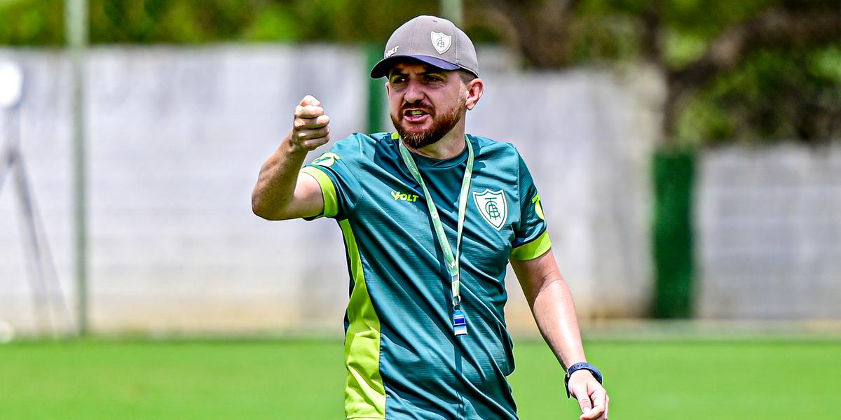 Treinador foi demitido após uma sequência ruim de resultados (Mourão Panda / América)