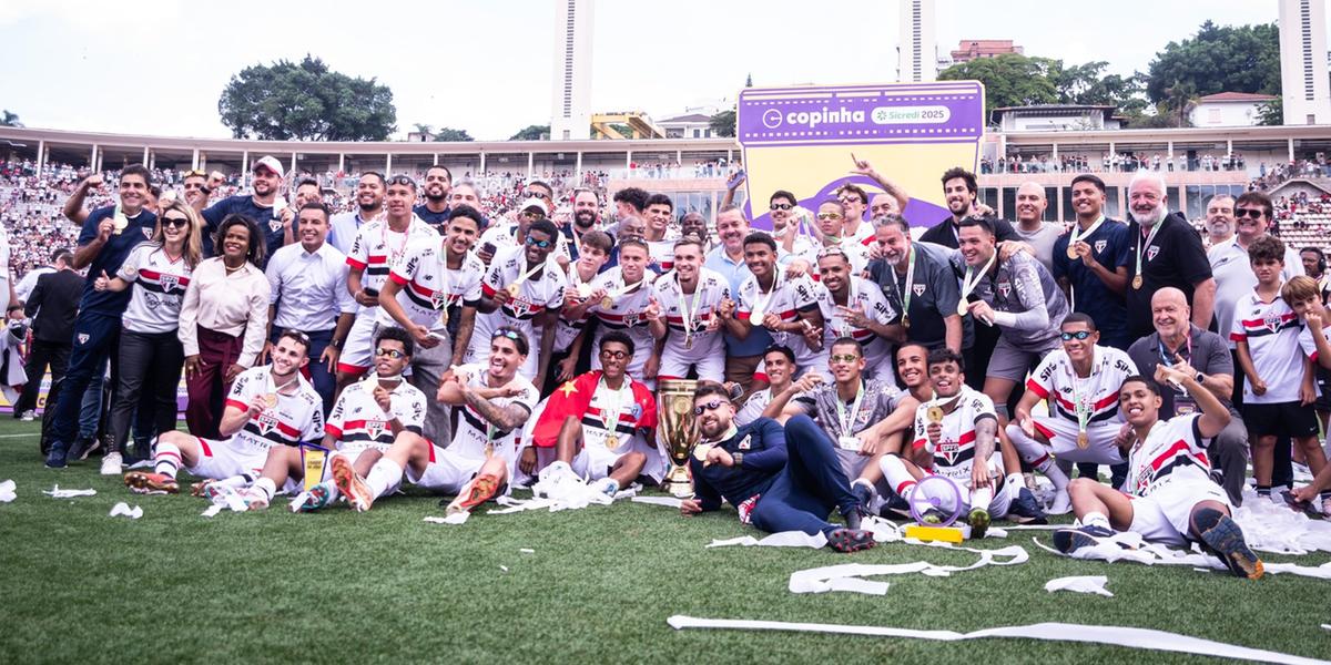 Tricolor volta a conquistar o título após seis anos (Guilherme Veiga / São Paulo)