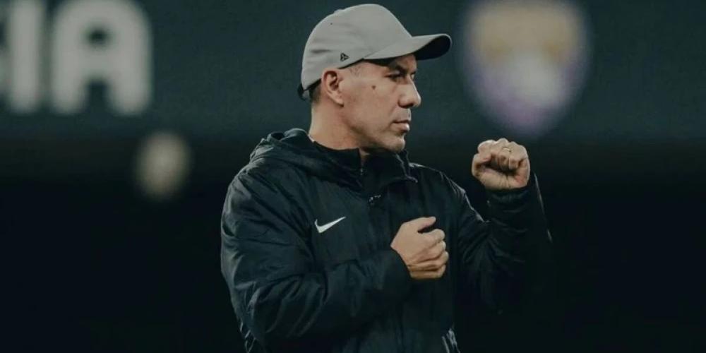 Antes de acertar com o Cruzeiro em fevereiro de 2025, Jardim rompeu o vínculo com o Al Ain que duraria até junho (Divulgação / Al Ain)