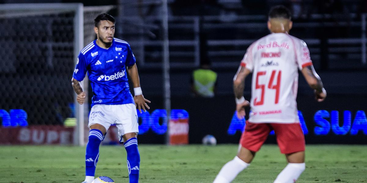 William contra o Bragantino em 2024 (Gustavo Aleixo)