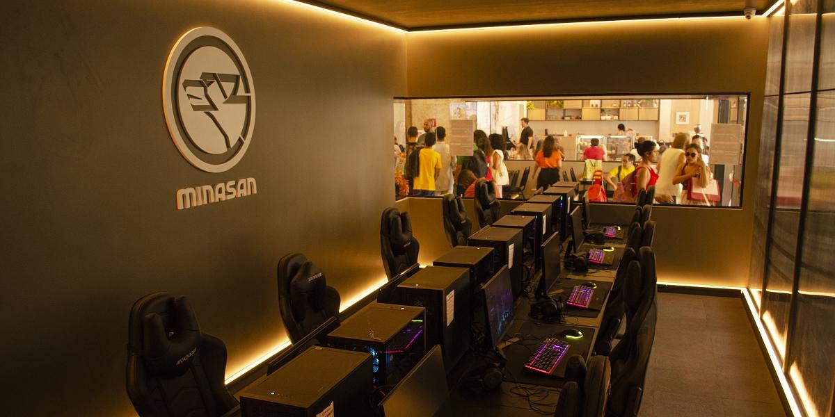 Minasan foi projetado para ser um ponto de encontro para a comunidade gamer (Divulgação / Nikkey Palace Hotel)