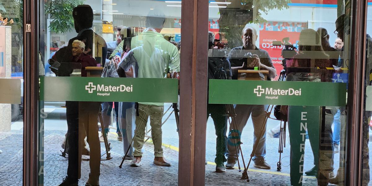 Prefeito estava internado desde 3 de janeiro no hospital Mater Dei (Maurício Vieira)