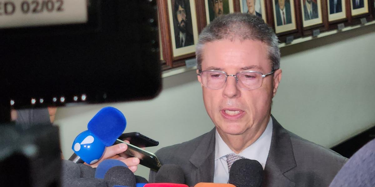 'E foi, na fase final, um herói. Lamentável ele não venceu essa doença", comentou o ex-governador Antonio Anastasia (Maurício Vieira / Hoje em Dia)