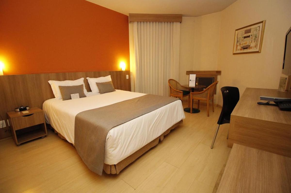 Com classificação 4 estrelas, o Actuall Hotel oferece 150 quartos confortáveis e bem equipados (Divulgação / Summit Hotels)