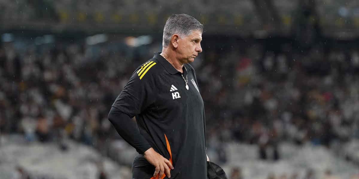 Galo demite Guilherme Dalla Déa (Daniela Veiga / Atlético)