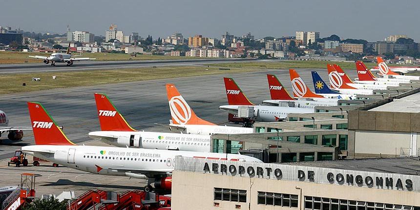Texto inclui no CPC a possibilidade de penhora de pontos emitidos por empresas aéreas, entre outras (Aeroprints.com / CC / Agência Senado)