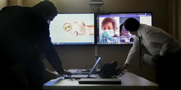 Médicos realizam atendimento remoto a pacientes que usam sistema público de saúde (Davidyson Damasceno/IGESDF)